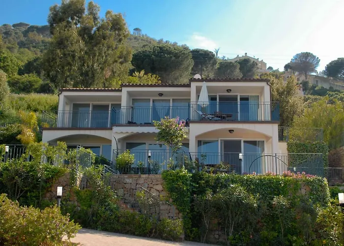 Destination - Your Best View * Cefalù