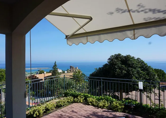 Destination - Your Best View Cefalù